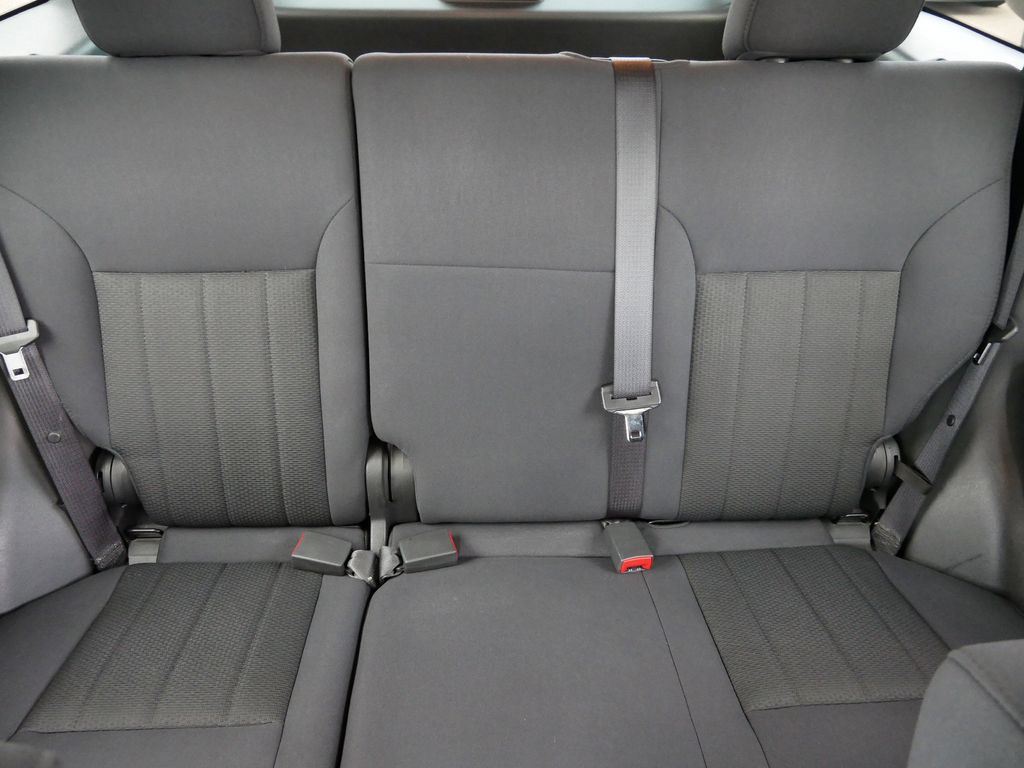 Thumbnail: 2012 Jeep Liberty - 21