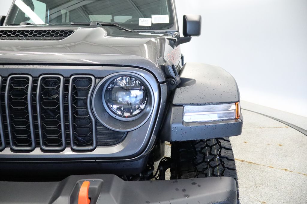 Thumbnail: 2026 Jeep Gladiator - 13