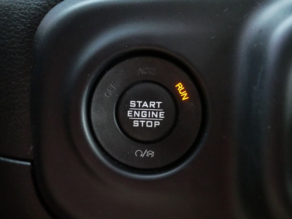 Thumbnail: 2020 Jeep Gladiator - 34