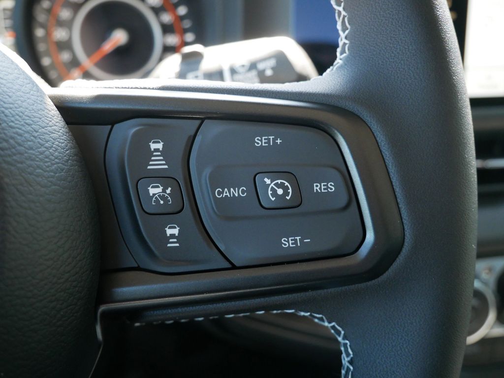 Thumbnail: 2025 Jeep Wrangler - 40