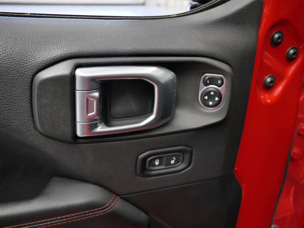 Thumbnail: 2020 Jeep Gladiator - 8