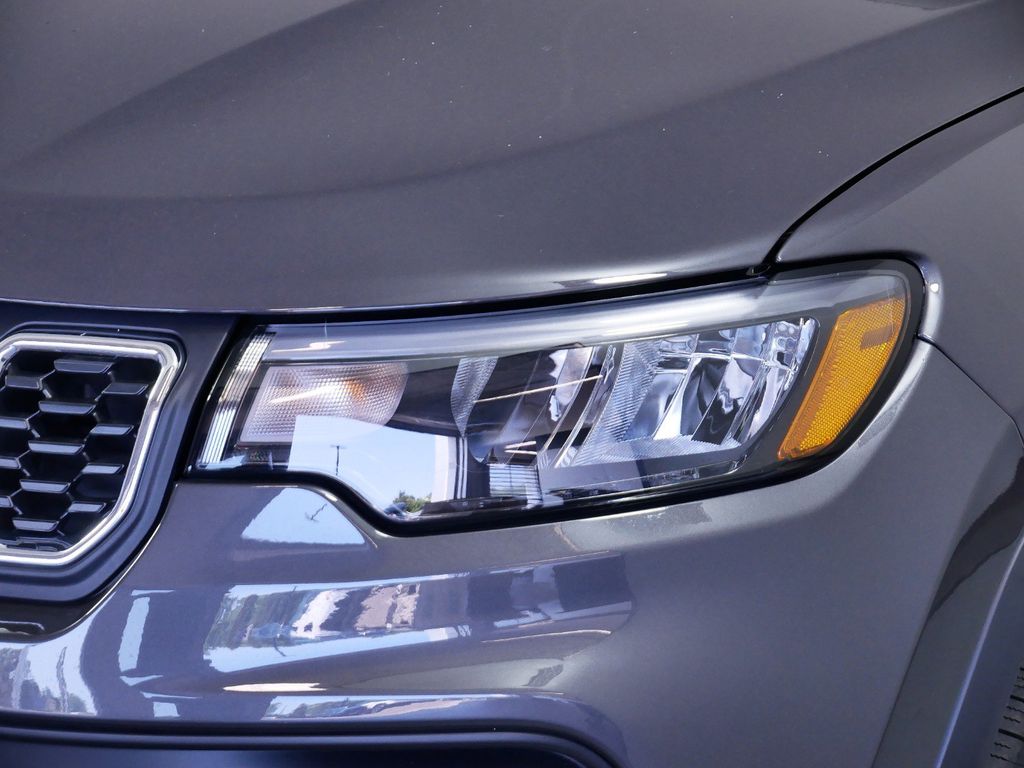 Thumbnail: 2024 Jeep Compass - 21