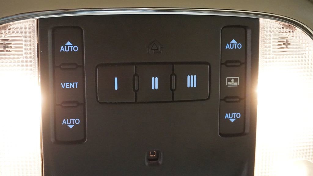 Thumbnail: 2016 Jeep Grand Cherokee - 51