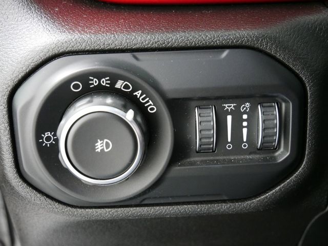 Thumbnail: 2020 Jeep Wrangler - 46