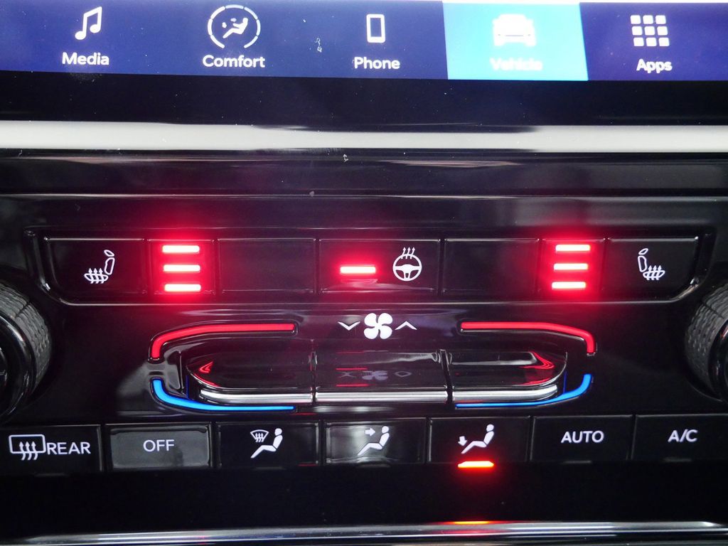 Thumbnail: 2025 Jeep Grand Cherokee L - 49