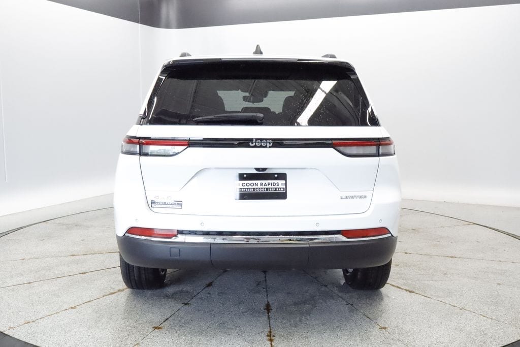 Thumbnail: 2023 Jeep Grand Cherokee - 4