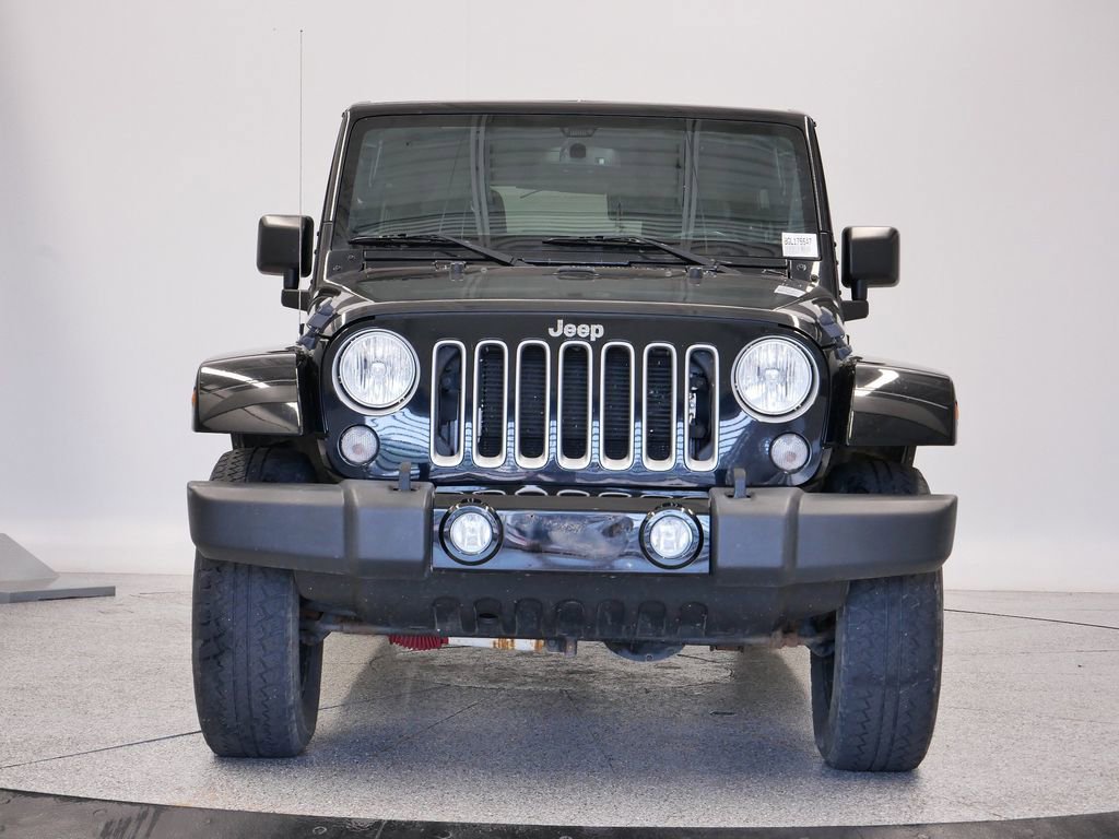 Thumbnail: 2016 Jeep Wrangler - 11