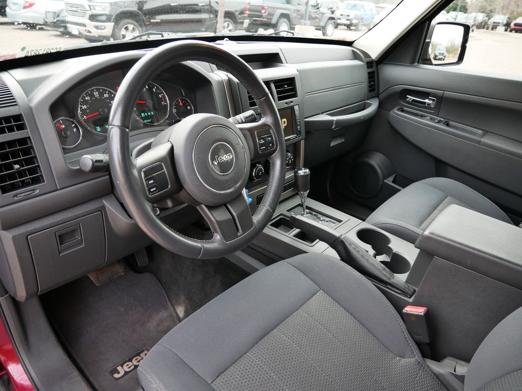 Thumbnail: 2012 Jeep Liberty - 2