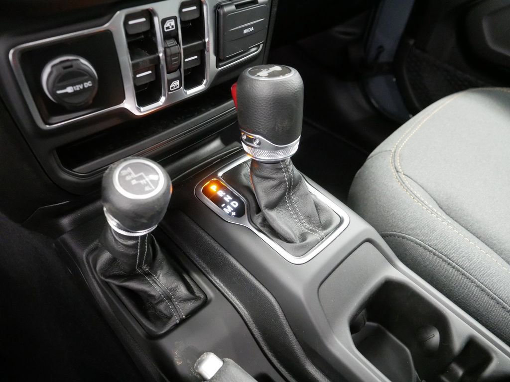 Thumbnail: 2025 Jeep Wrangler - 50