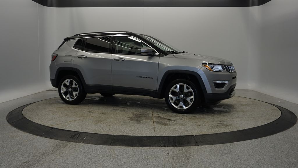 Thumbnail: 2018 Jeep Compass - 11