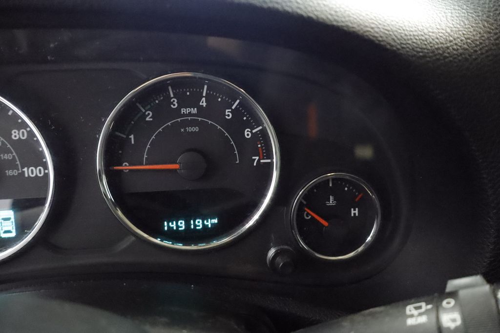 Thumbnail: 2015 Jeep Wrangler - 20