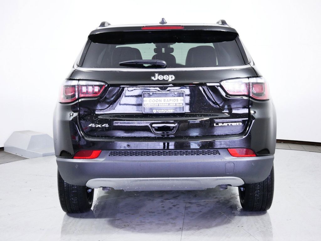 Thumbnail: 2025 Jeep Compass - 10