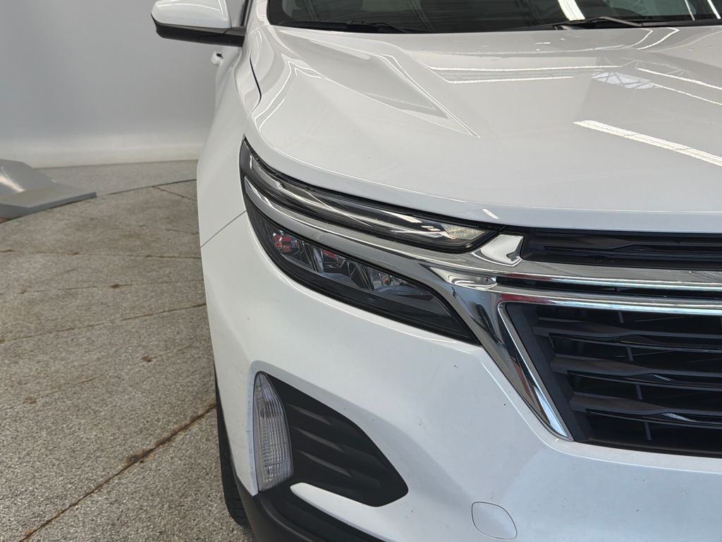 Thumbnail: 2023 Chevrolet Equinox - 3
