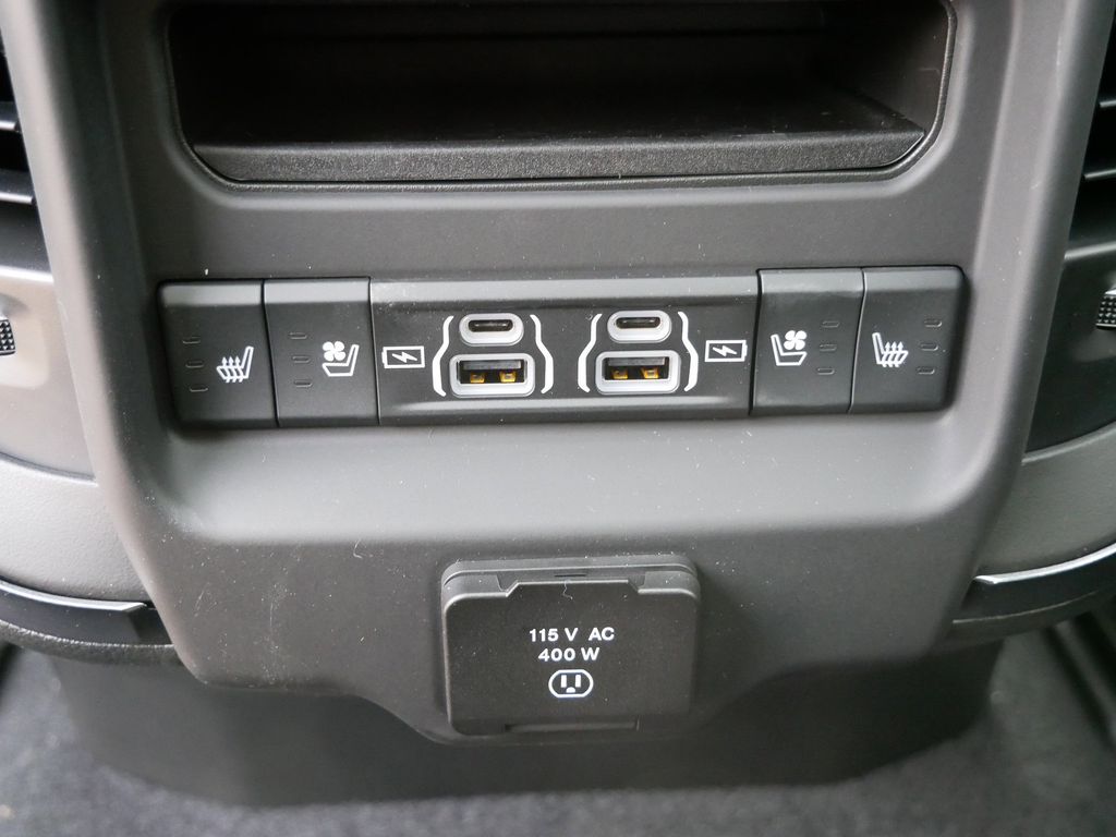 Thumbnail: 2026 RAM 1500 - 31