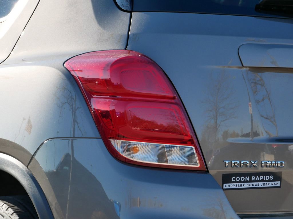 Thumbnail: 2022 Chevrolet Trax - 46