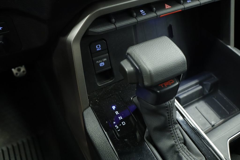 Thumbnail: 2024 Toyota Tundra - 32