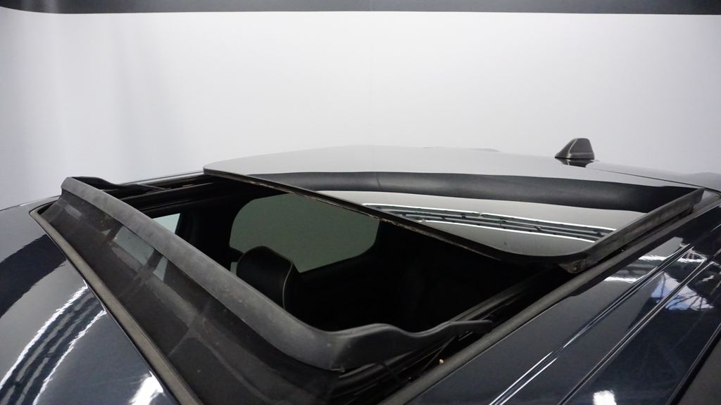 Thumbnail: 2021 RAM 1500 - 32