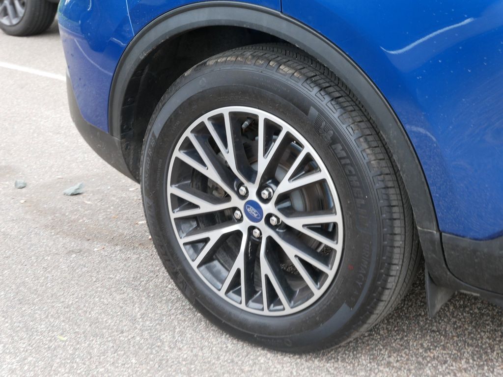 2023 Ford Escape Plug-in Hybrid 3