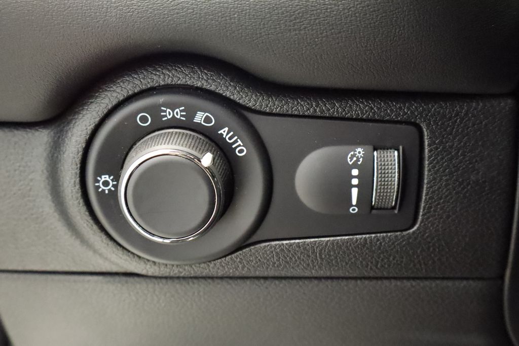 Thumbnail: 2024 Dodge Durango - 31