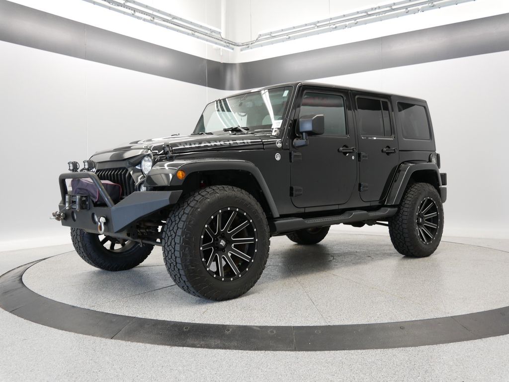Thumbnail: 2015 Jeep Wrangler - 14
