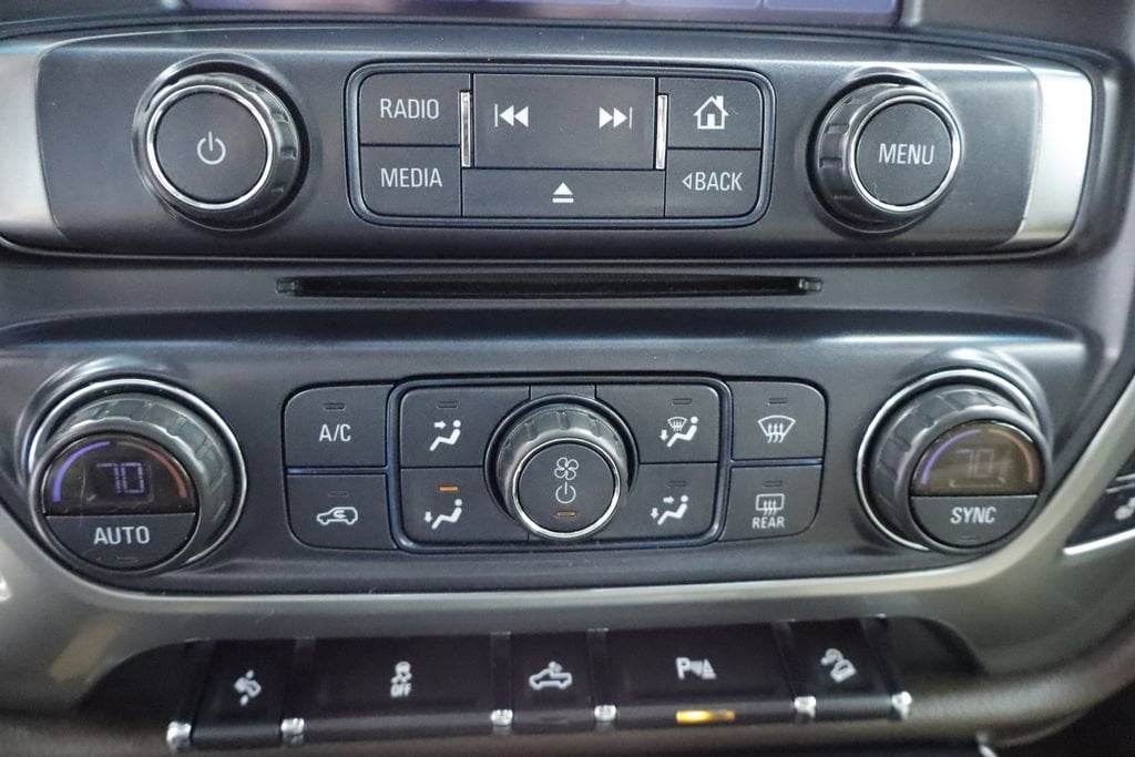 Thumbnail: 2017 Chevrolet Silverado 1500 - 30