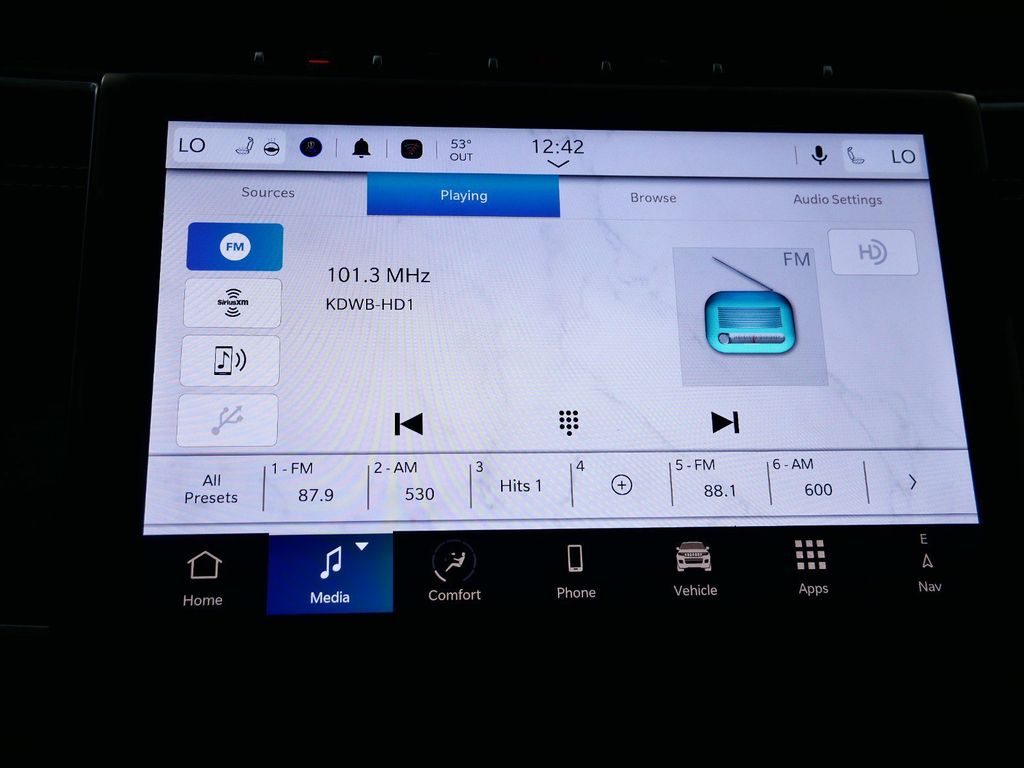 Thumbnail: 2025 Jeep Grand Cherokee - 41