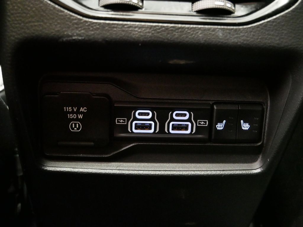 Thumbnail: 2024 Jeep Grand Cherokee - 19