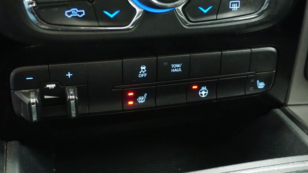 Thumbnail: 2017 RAM 1500 - 26