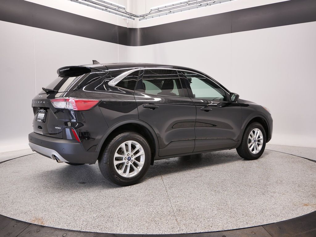 Thumbnail: 2022 Ford Escape - 44