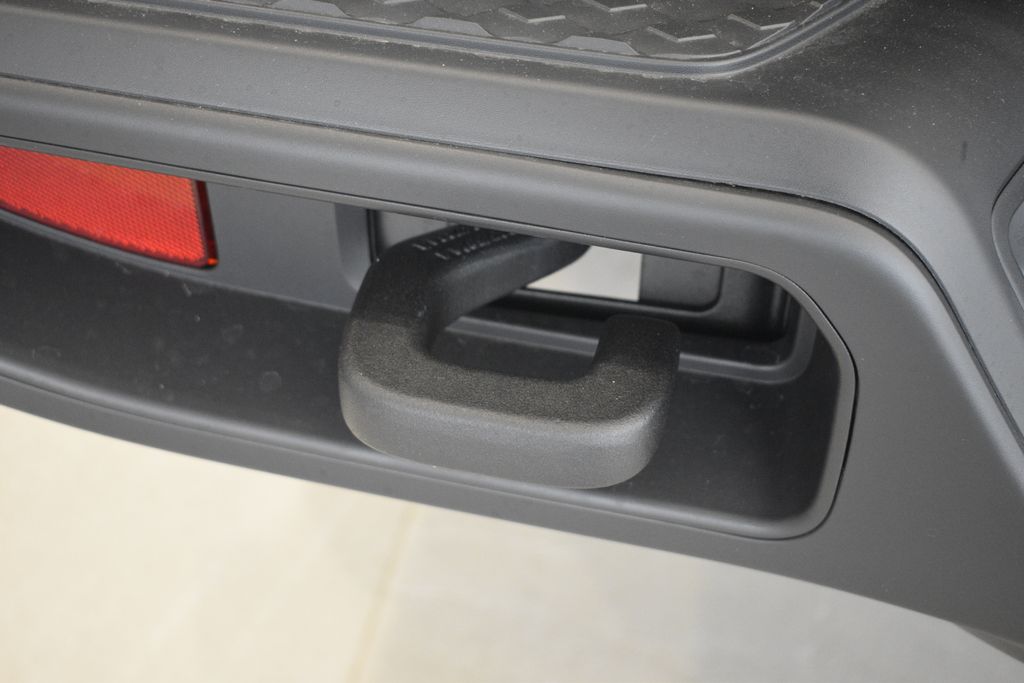 Thumbnail: 2025 Jeep Gladiator - 18