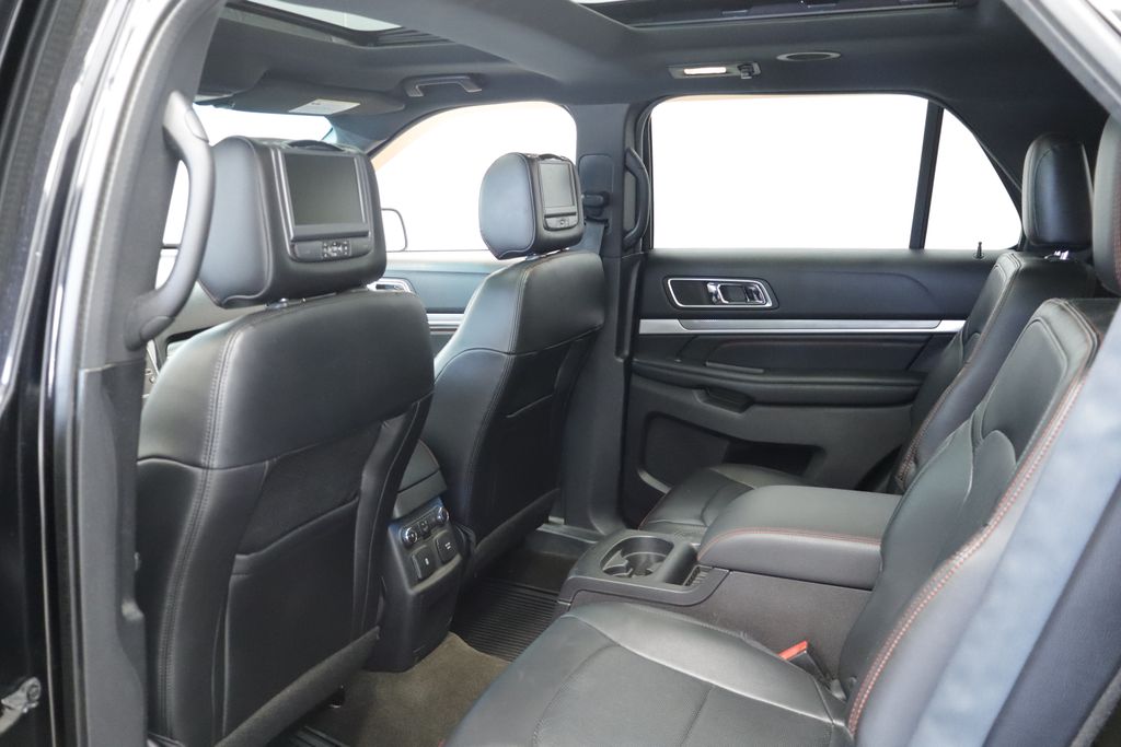 Thumbnail: 2016 Ford Explorer - 22