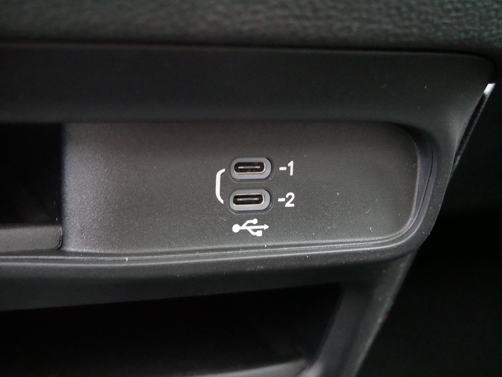 Thumbnail: 2026 Chrysler Pacifica - 39