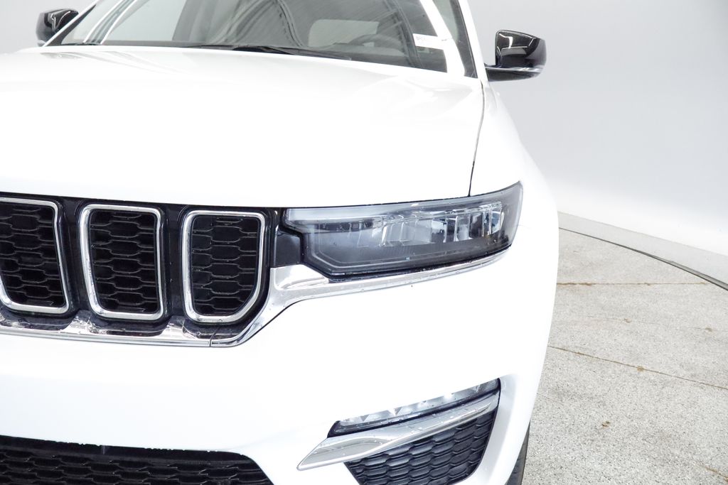 Thumbnail: 2023 Jeep Grand Cherokee - 13
