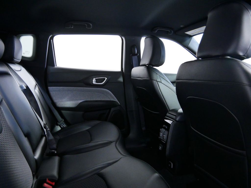 Thumbnail: 2024 Jeep Compass - 23