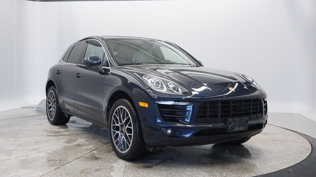 Thumbnail: 2017 Porsche Macan - 9