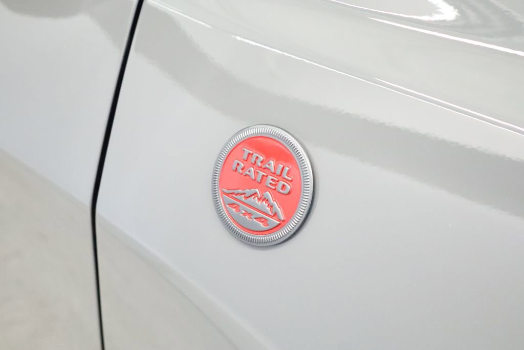 Thumbnail: 2023 Jeep Compass - 16
