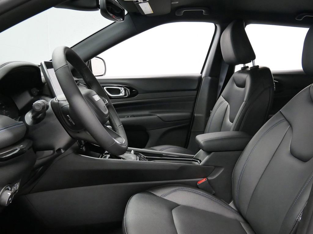 Thumbnail: 2026 Jeep Compass - 18