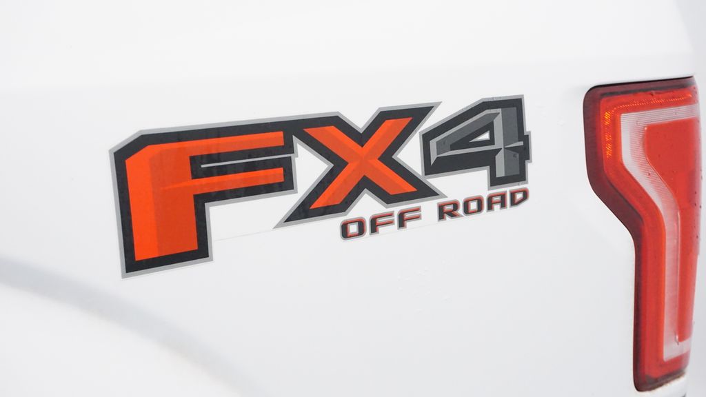 Thumbnail: 2016 Ford F-150 - 16