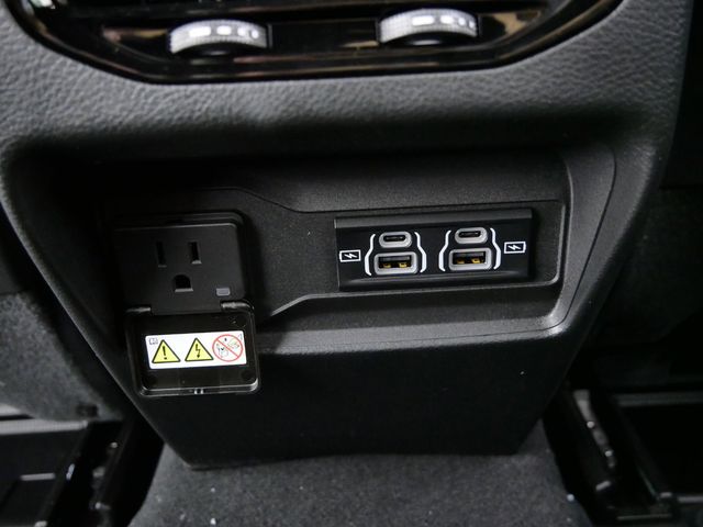 Thumbnail: 2024 Jeep Grand Cherokee - 31