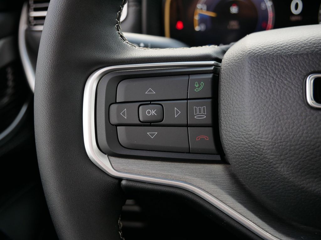 Thumbnail: 2025 Jeep Wagoneer - 27