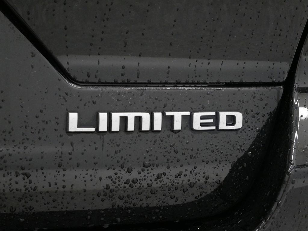 2023 Jeep Grand Cherokee Limited Edition 18