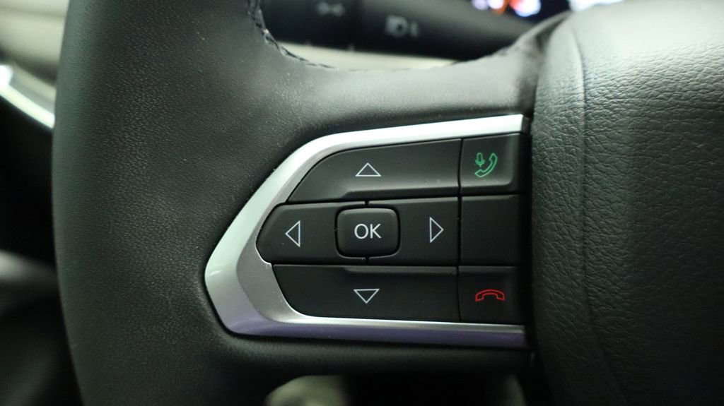 Thumbnail: 2023 Jeep Compass - 31