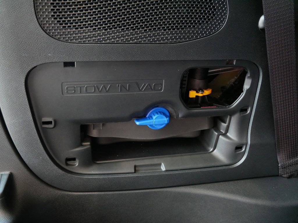 Thumbnail: 2026 Chrysler Pacifica - 25