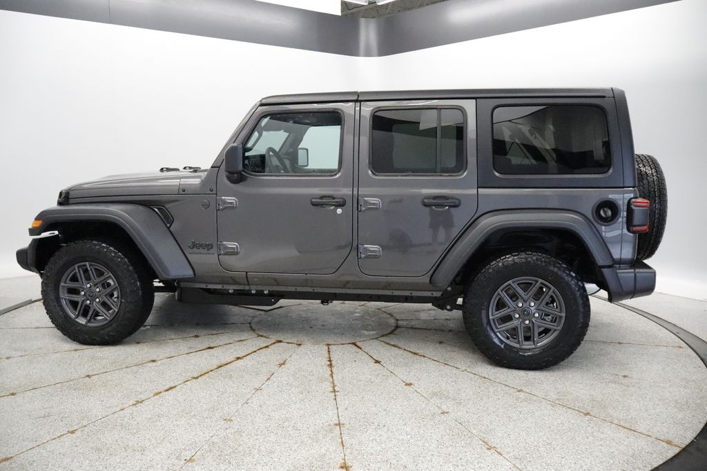 Thumbnail: 2026 Jeep Wrangler - 2