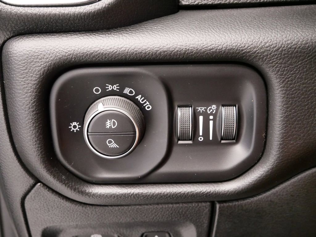 Thumbnail: 2023 RAM 1500 - 23