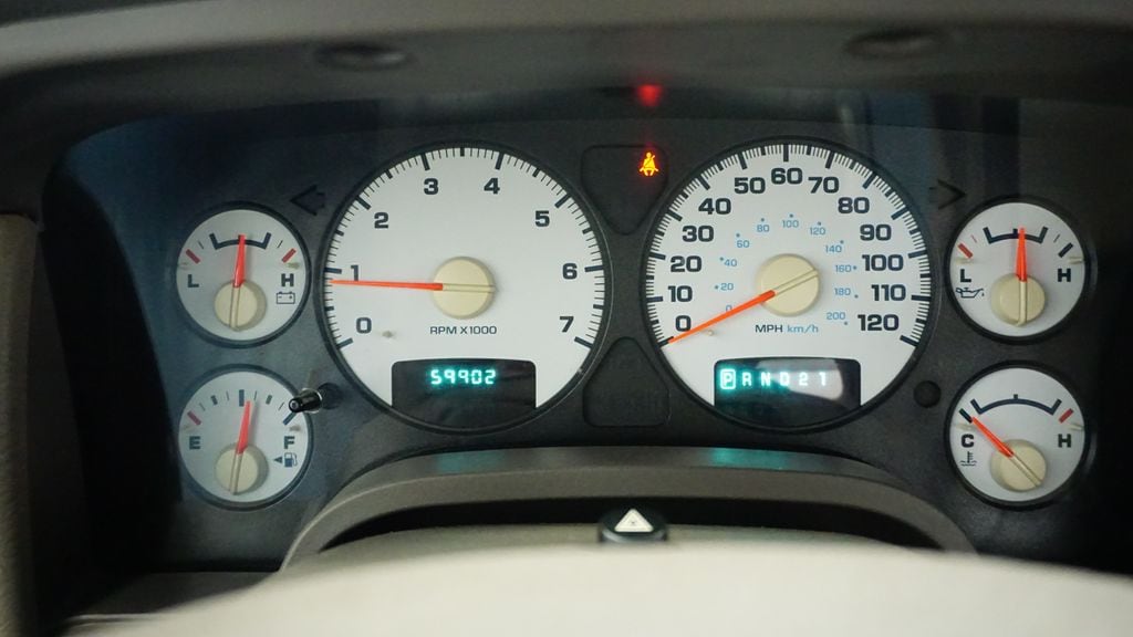 Thumbnail: 2005 Dodge Ram 1500 - 29