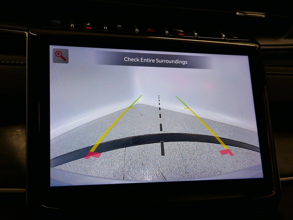 Thumbnail: 2022 Jeep Grand Cherokee - 38