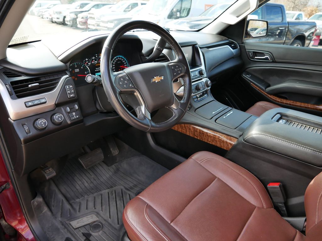 Thumbnail: 2020 Chevrolet Tahoe - 2