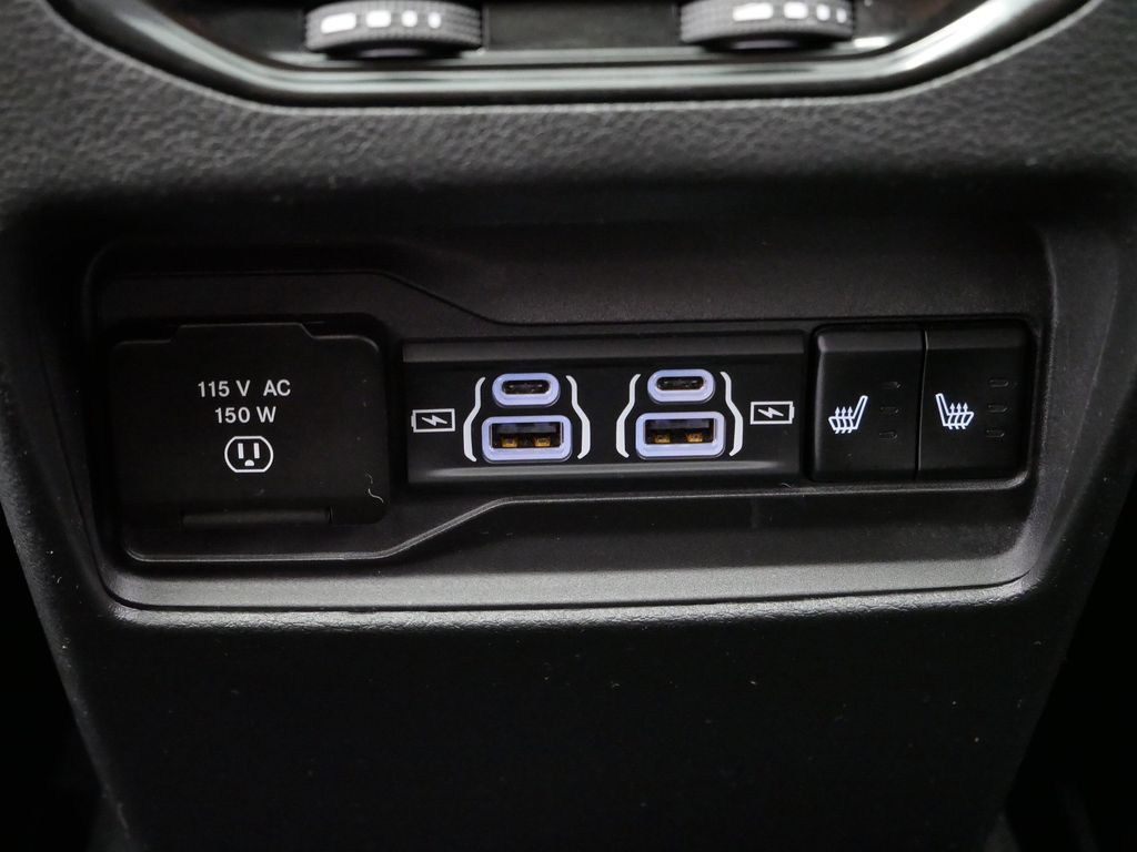 Thumbnail: 2022 Jeep Grand Cherokee - 22