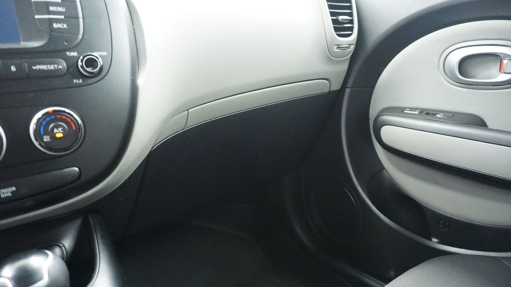 Thumbnail: 2018 Kia Soul - 35